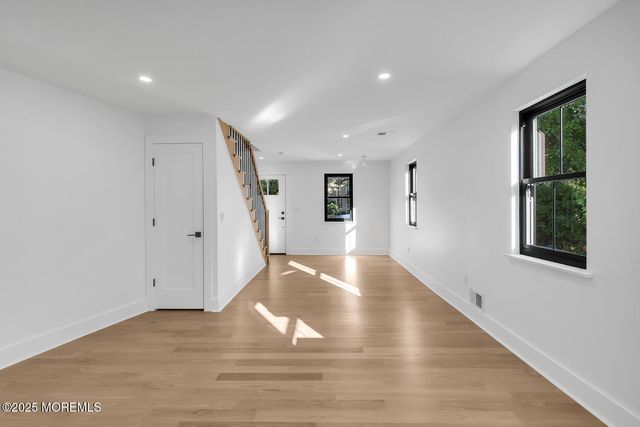 514 River Road, Fair Haven, NJ 07704