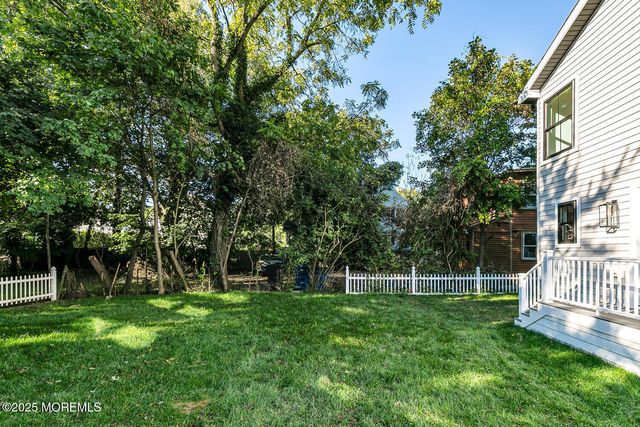 514 River Road, Fair Haven, NJ 07704