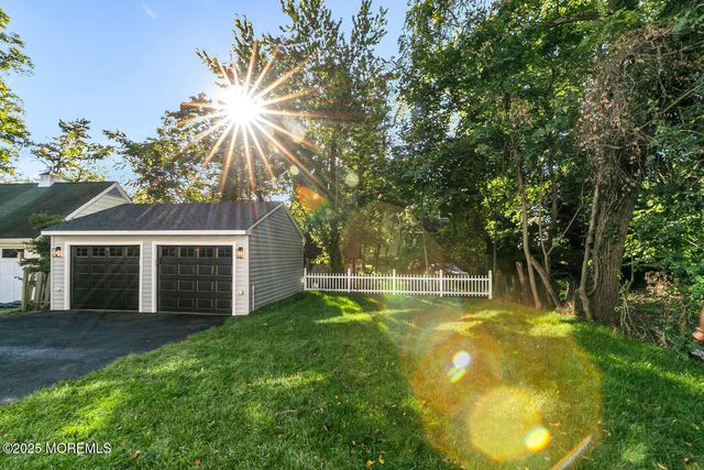 514 River Road, Fair Haven, NJ 07704