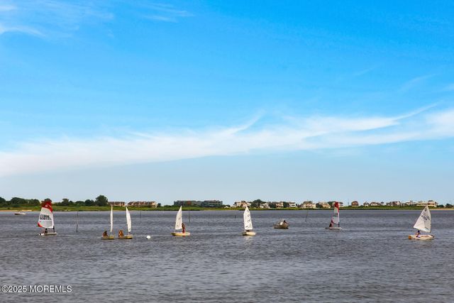 514 River Road, Fair Haven, NJ 07704