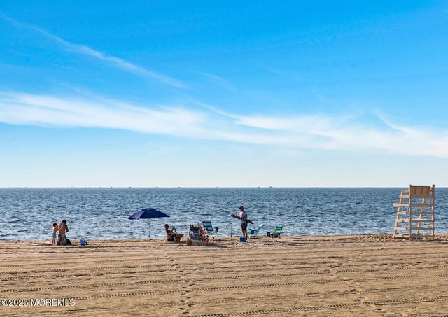 514 River Road, Fair Haven, NJ 07704