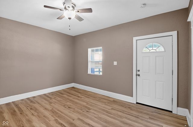 366 S Grand Avenue, Indianapolis, IN 46219