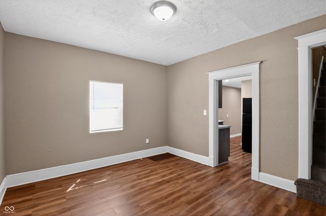 366 S Grand Avenue, Indianapolis, IN 46219