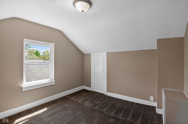 366 S Grand Avenue, Indianapolis, IN 46219