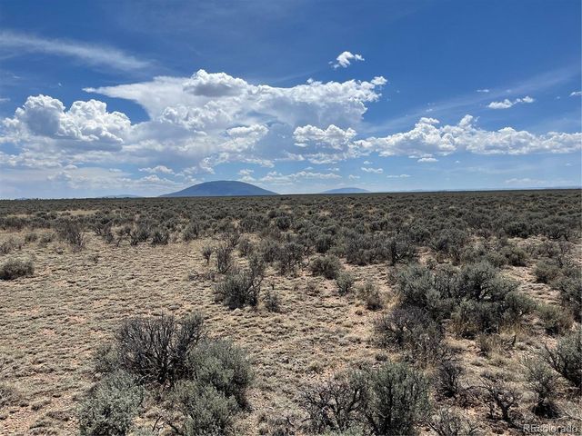 20 Peacock Rd, San Luis, CO 81152