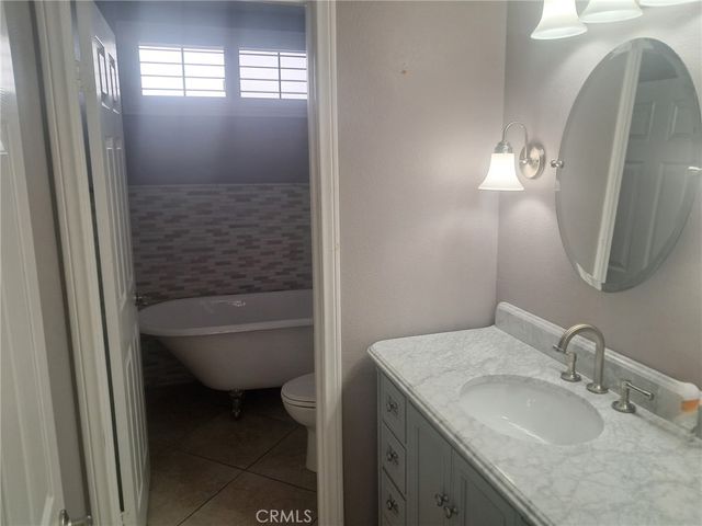 1609 Silvia, Lancaster, CA 93535