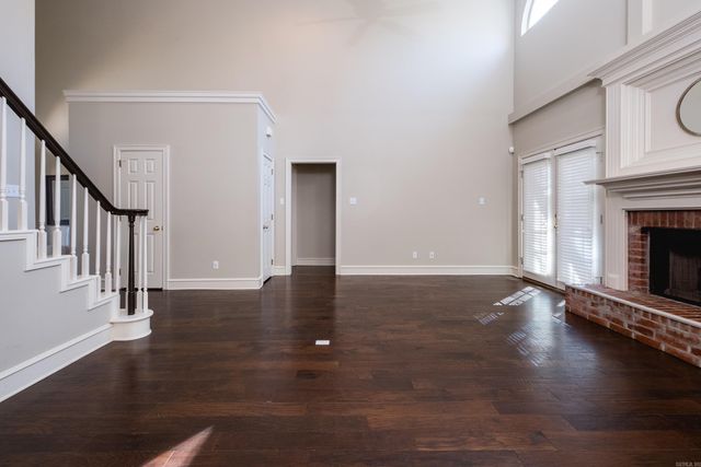 29 Bascom Drive, Little Rock, AR 72223