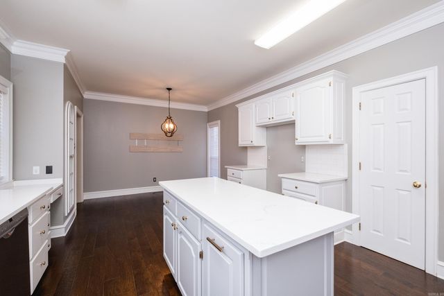 29 Bascom Drive, Little Rock, AR 72223