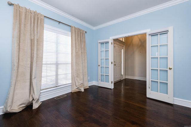 29 Bascom Drive, Little Rock, AR 72223