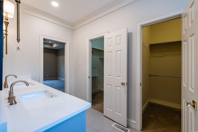 29 Bascom Drive, Little Rock, AR 72223