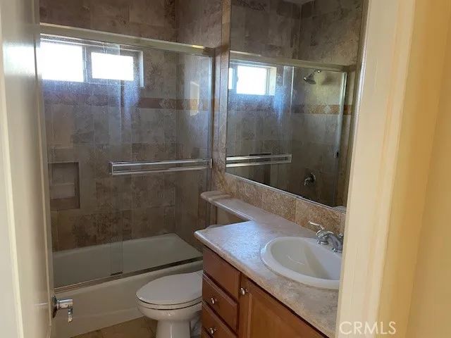 2207 Warfield Avenue B, Redondo Beach, CA 90278