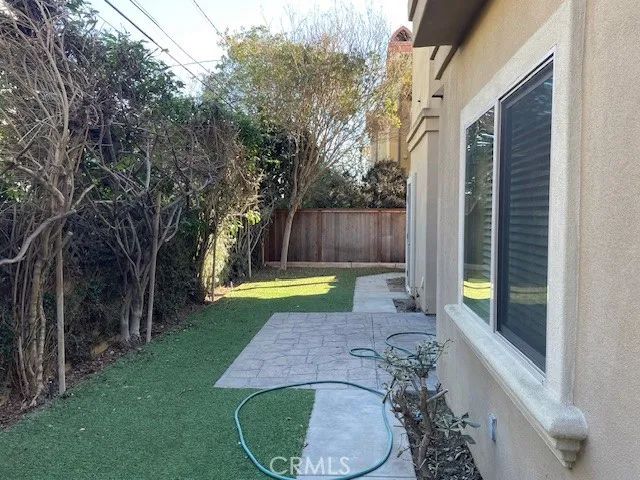 2207 Warfield Avenue B, Redondo Beach, CA 90278