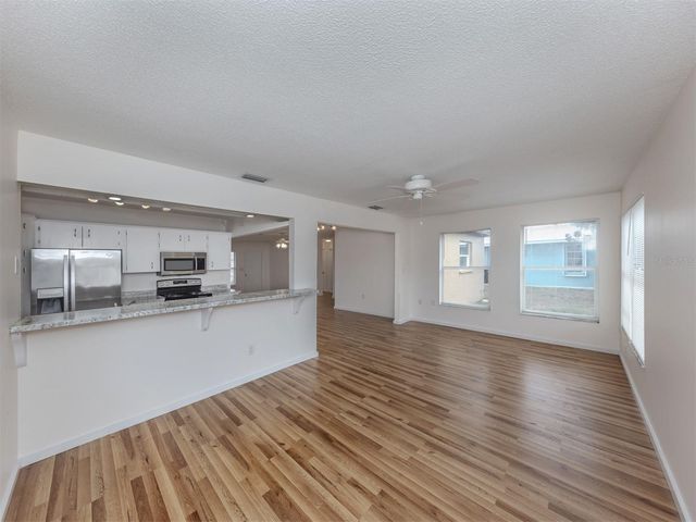 1215 MANGO AVENUE, Venice, FL 34285