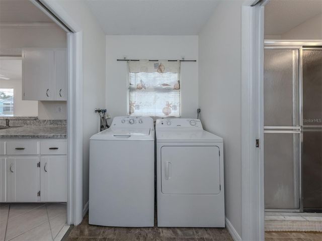 1215 MANGO AVENUE, Venice, FL 34285