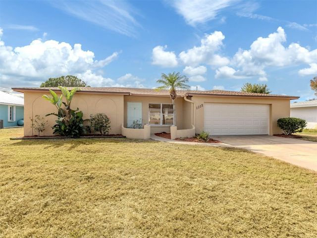 1215 MANGO AVENUE, Venice, FL 34285