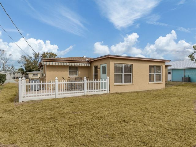 1215 MANGO AVENUE, Venice, FL 34285