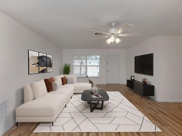 1215 MANGO AVENUE, Venice, FL 34285