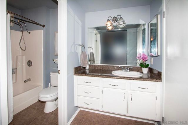 13815 Johannesberg Dr 7, Poway, CA 92064