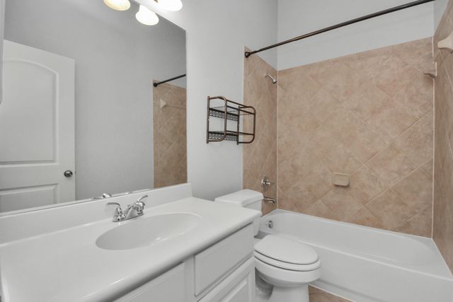 2823 Woodland Glen Lane, Conroe, TX 77385