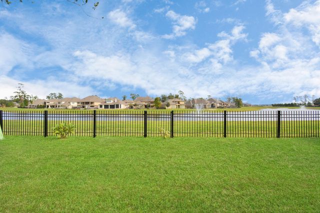 2823 Woodland Glen Lane, Conroe, TX 77385