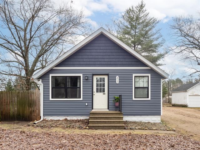 215 Bridge Road, Allegan, MI 49010