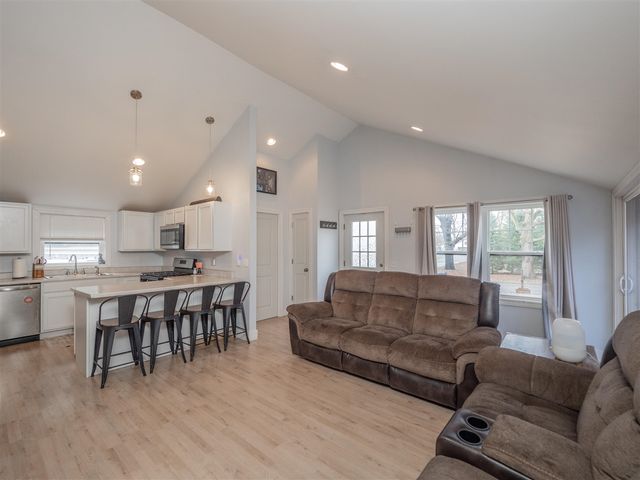 215 Bridge Road, Allegan, MI 49010