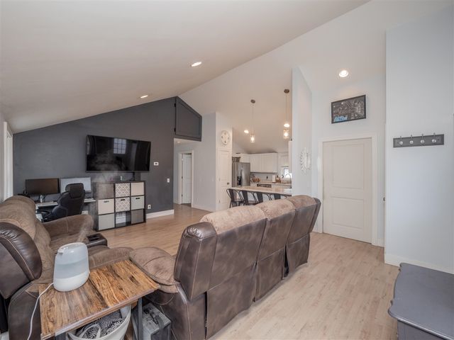 215 Bridge Road, Allegan, MI 49010