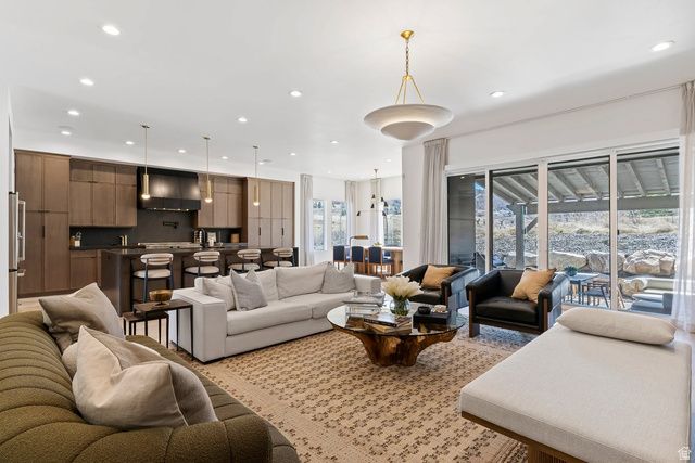 6399 E 950 S, Huntsville, UT 84317