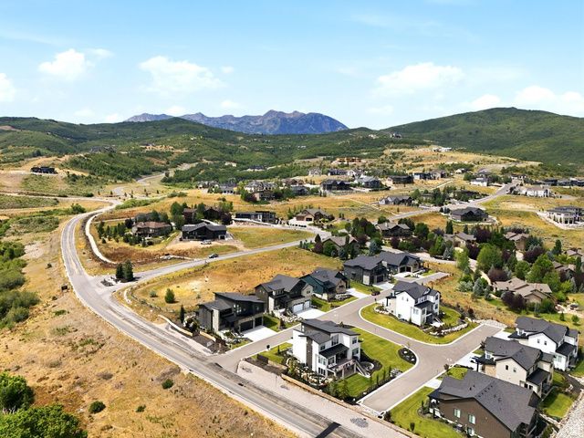 6399 E 950 S, Huntsville, UT 84317