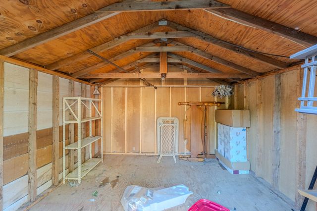 285 PEGGY LN, Other, TN 38220