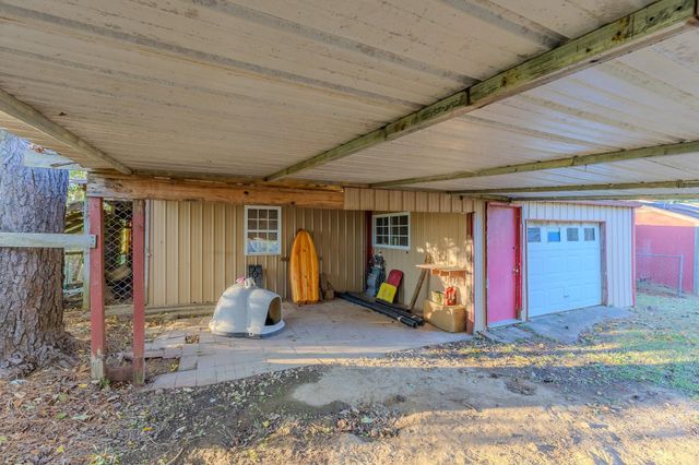 285 PEGGY LN, Other, TN 38220