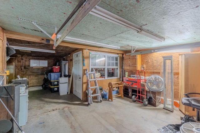 285 PEGGY LN, Other, TN 38220