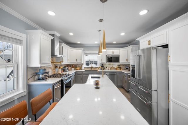 2410 Drummond Road, Toledo, OH 43606