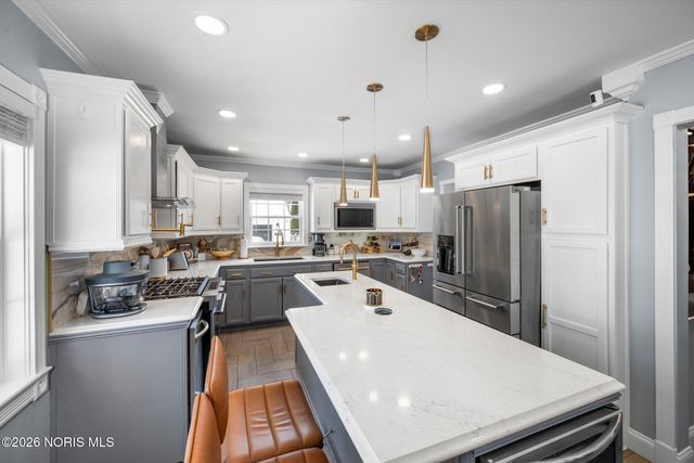 2410 Drummond Road, Toledo, OH 43606