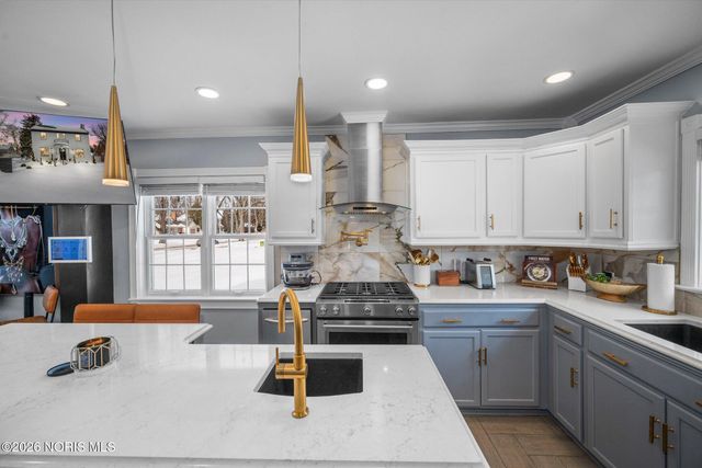 2410 Drummond Road, Toledo, OH 43606