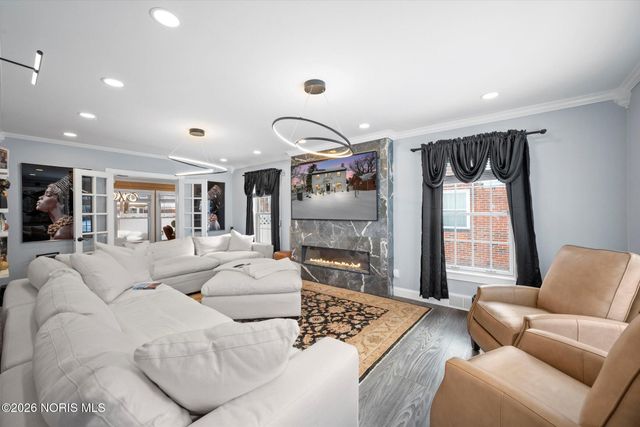 2410 Drummond Road, Toledo, OH 43606