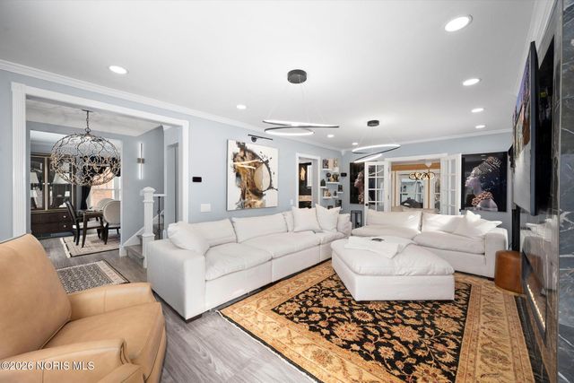 2410 Drummond Road, Toledo, OH 43606