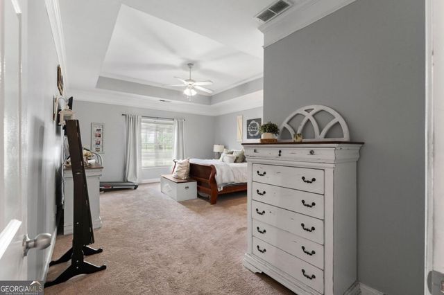 12 Grapevine Way NE, Cartersville, GA 30121
