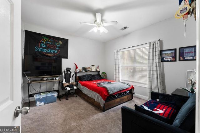 12 Grapevine Way NE, Cartersville, GA 30121