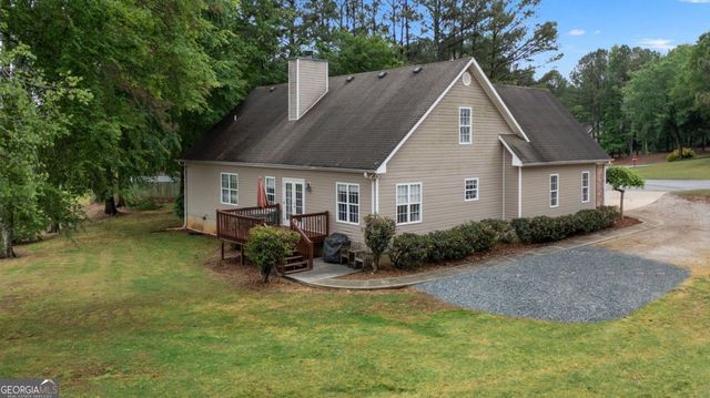 12 Grapevine Way NE, Cartersville, GA 30121
