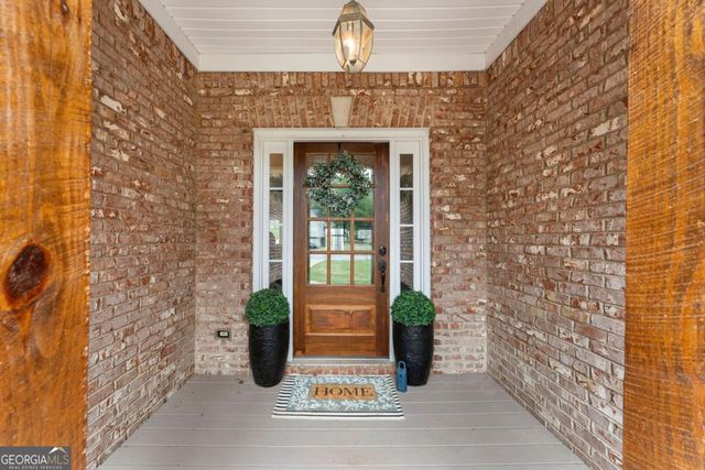 12 Grapevine Way NE, Cartersville, GA 30121