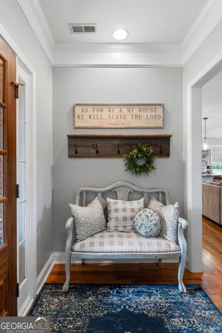12 Grapevine Way NE, Cartersville, GA 30121