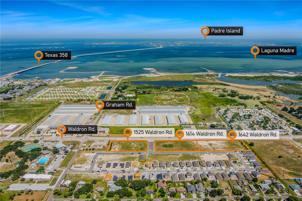 1642 Waldron, Corpus Christi, TX 78418 — exterior