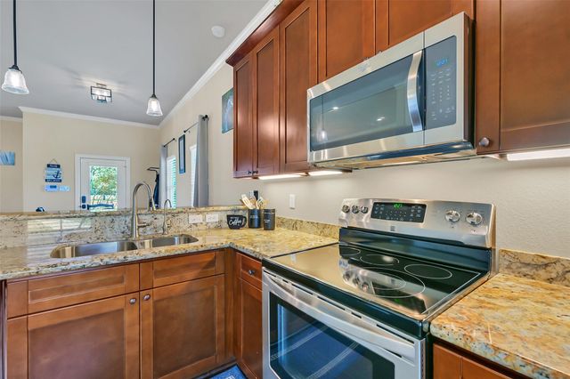 607 29th Street, Dickinson, TX 77539
