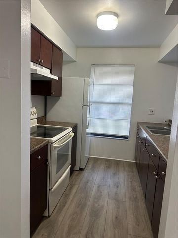 8428 CAMDEN STREET C, Tampa, FL 33614