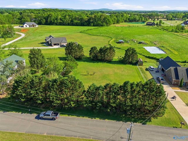 795 Delynn Drive, Hazel Green, AL 35750