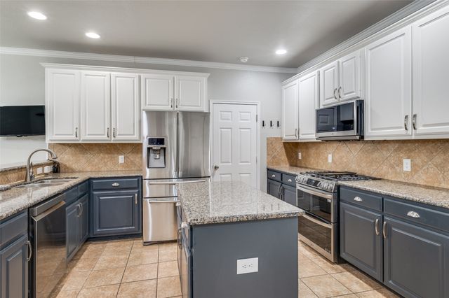 13827 Plum Valley Drive, Frisco, TX 75033