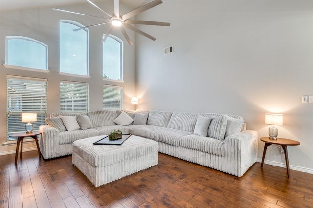 13827 Plum Valley Drive, Frisco, TX 75033