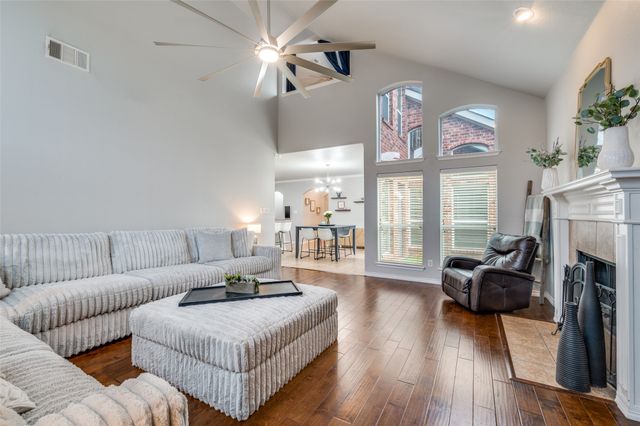 13827 Plum Valley Drive, Frisco, TX 75033