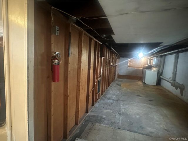 462 Pearl Street, Oceanside, NY 11572